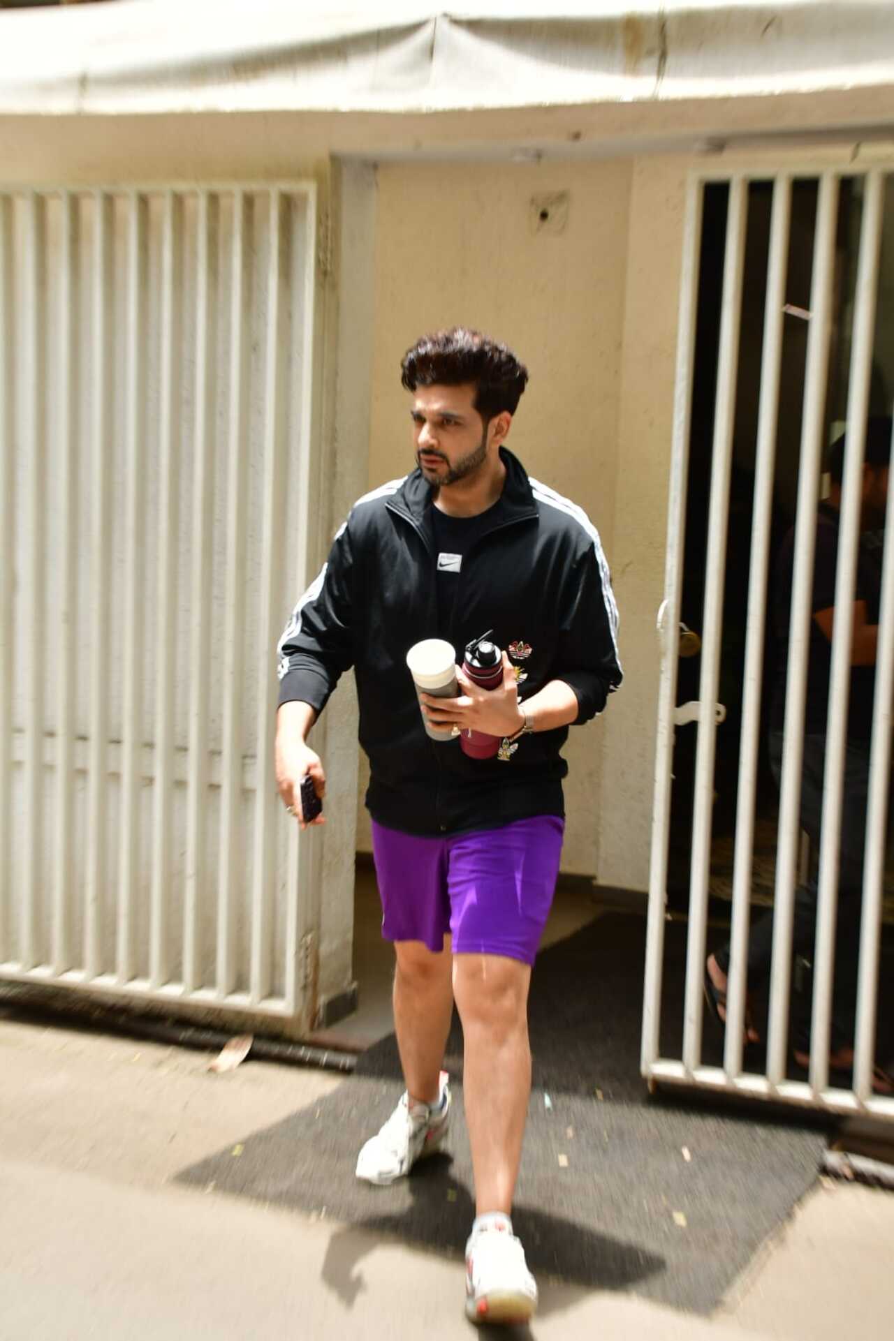 Karan Kundrra was seen in workout clothes